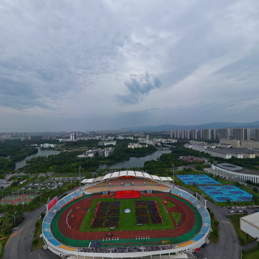 南昌大學(xué)白帆體育館2024年畢業(yè)典禮（前湖）