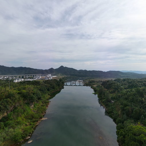 饶河航道坑口村