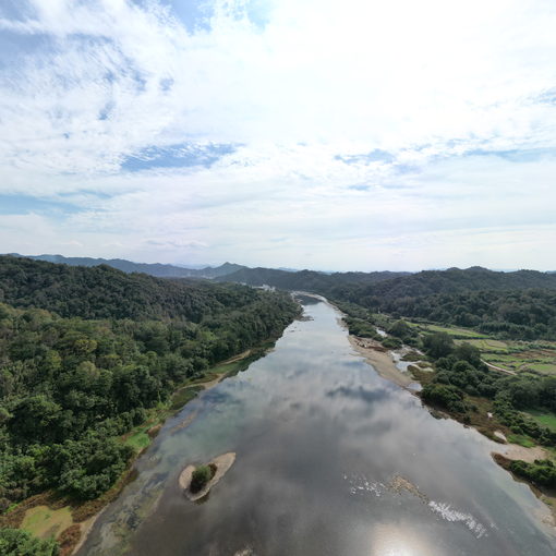 饶河航道渡头村  全景