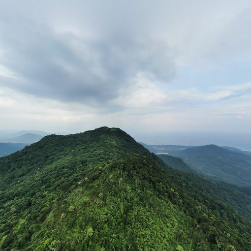 銅鐵嶺