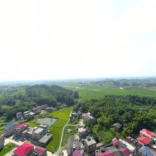 低空俯視美麗的安家灣村