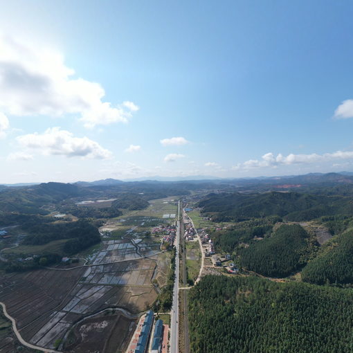 分宜县钤山镇松山下田村委