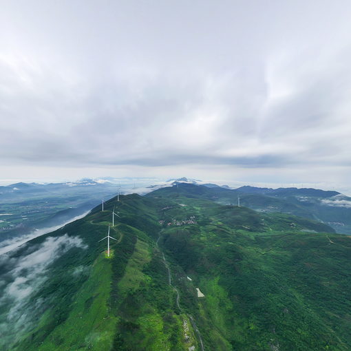 筠山??風剪云