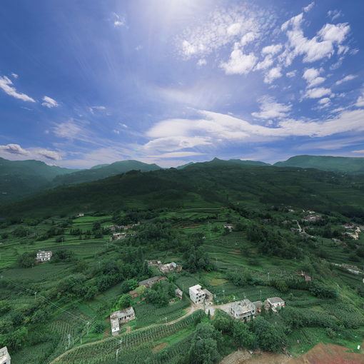 新场隧道出口全景图（8月19日摄）